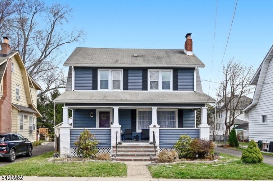 THIS CHARMING 4 BEDROOM. 2 1/2 BATH COLONIAL  IS LOCATED ON A VERY NICE ST. 1ST FLR. LR W/FIREPLACE,FORMAL DR.,CENTER ISLAND KITCHEN, BEDROOM W/ FULL BTH. W. SEP ENT. TO SPACIOUS  DECK. (SUITE)  2ND FLR. HAS 3 BEDROOMS. FULL BATH,AND W/U ATTIC. FULL BASEMENT HAS LAUNDRY RM. W/1/2 BATH, UTIL RM. W/OFFICE, AND FAMILY RM. BRAND NEW CENTRAL AIR, 200 AMP ELECTRIC SERVICE, OPEN FRONT PORCH, HUGE REAR DECK, 2 CAR GARAGE, NICE YARD...
