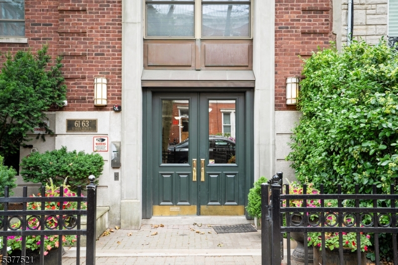 Paulus Hook - Residential