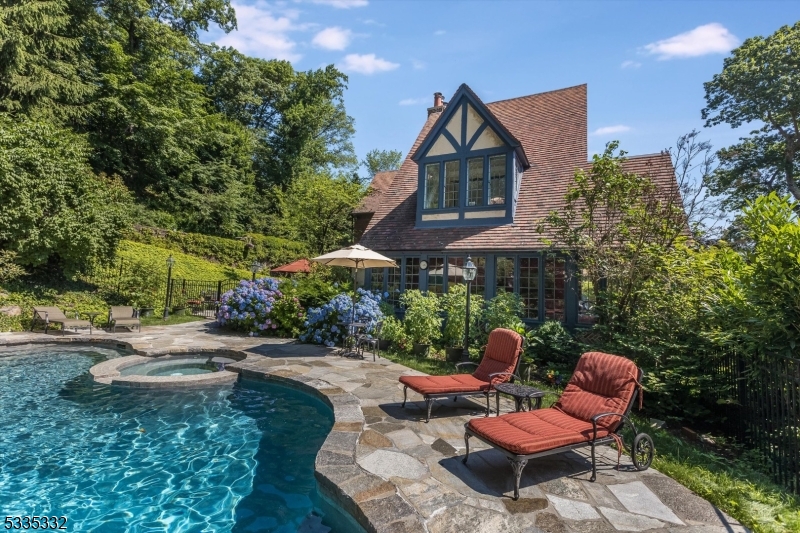 Upper Montclair - Residential