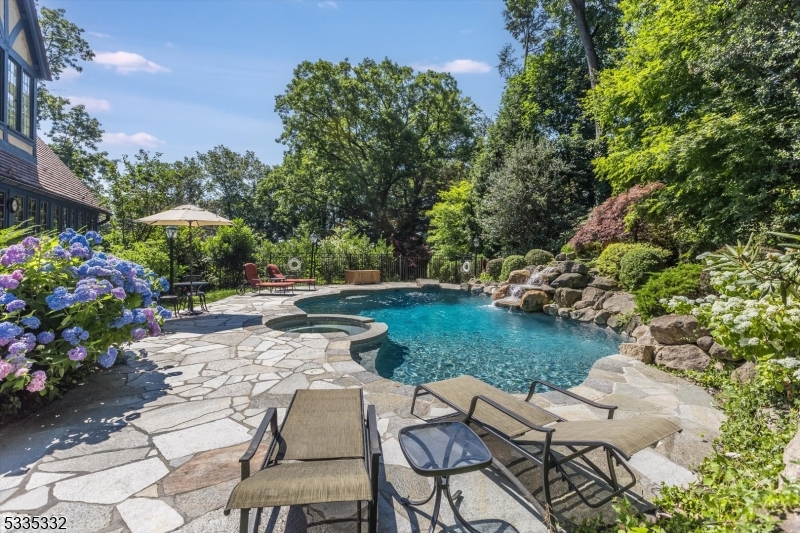 Upper Montclair - Residential