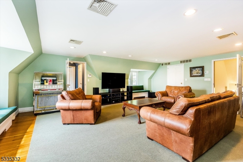 Upper Montclair - Residential