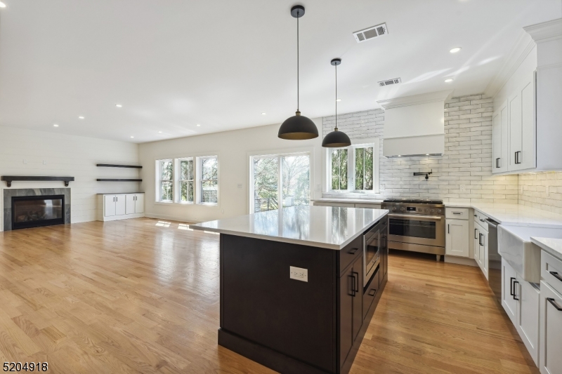 Montrose Park - Residential