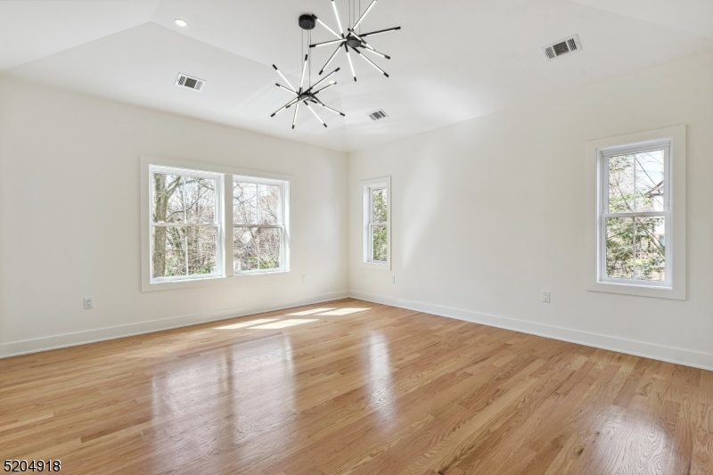 Montrose Park - Residential