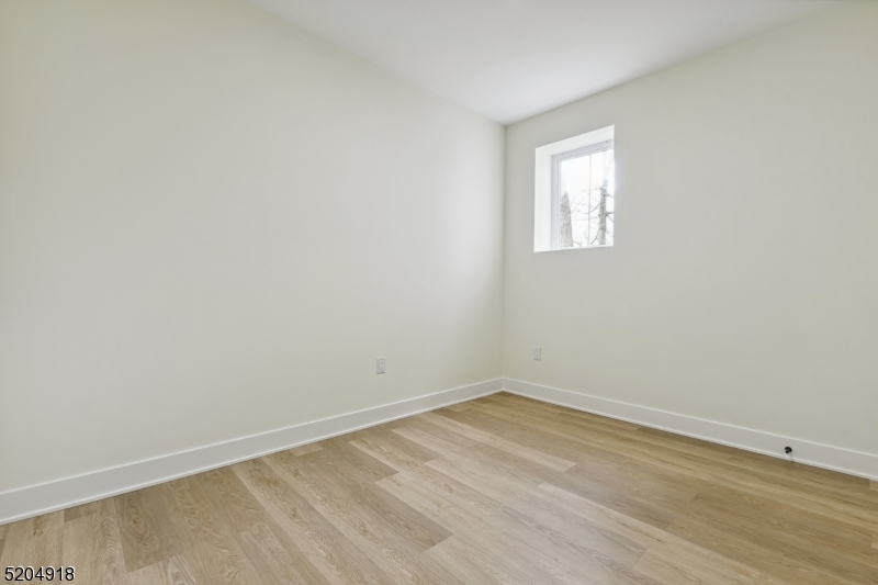 Montrose Park - Residential