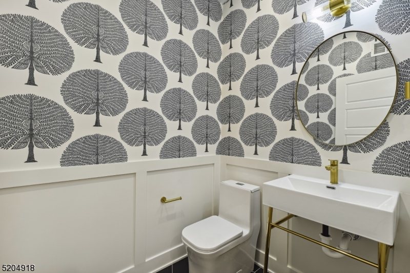 Montrose Park - Residential