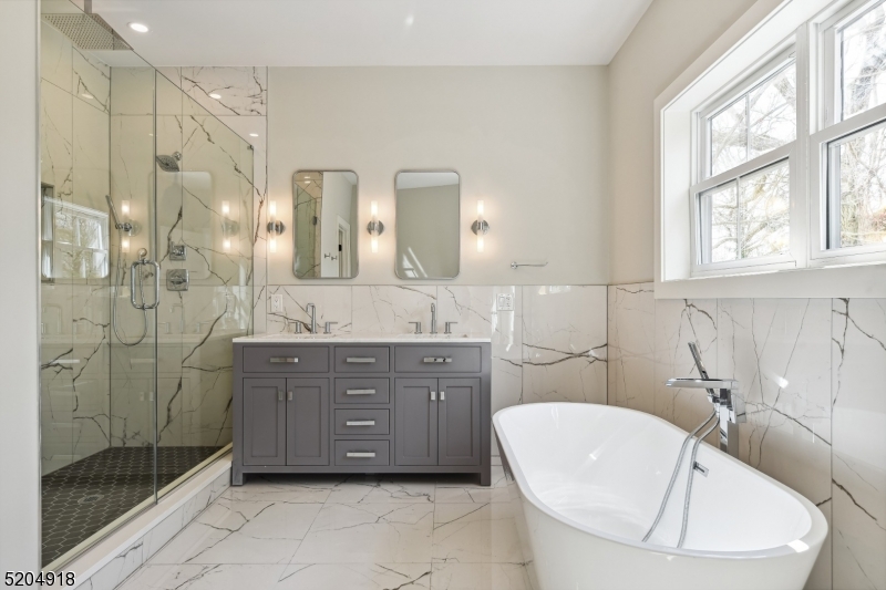 Montrose Park - Residential