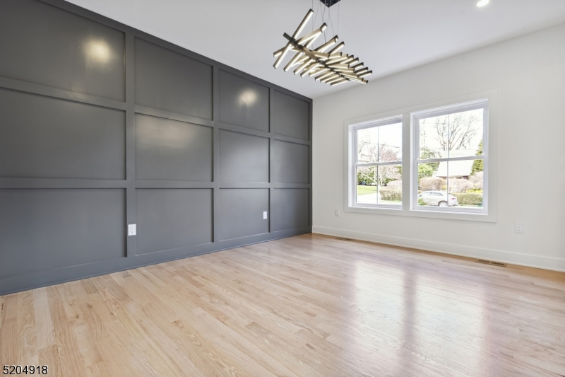 Montrose Park - Residential