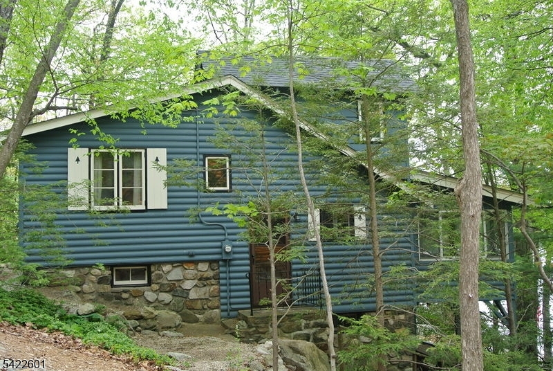 HIGHLAND LAKES - Residential