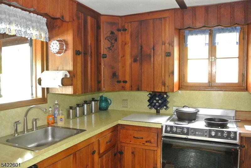 HIGHLAND LAKES - Residential