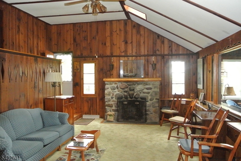 HIGHLAND LAKES - Residential