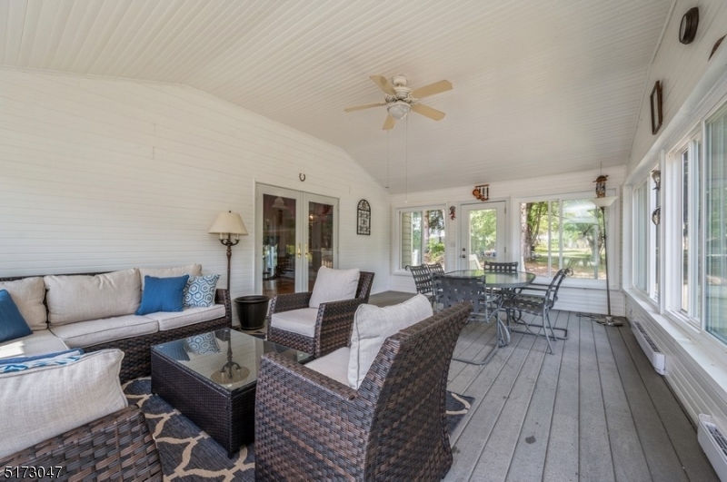 FRANKLIN FARMS - Residential