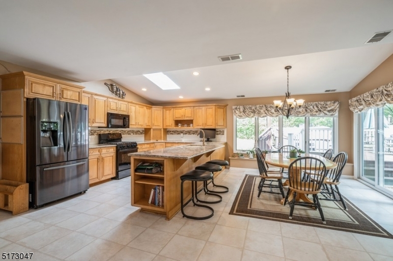 FRANKLIN FARMS - Residential