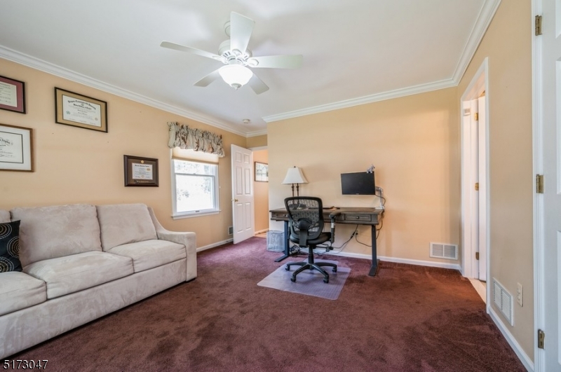 FRANKLIN FARMS - Residential