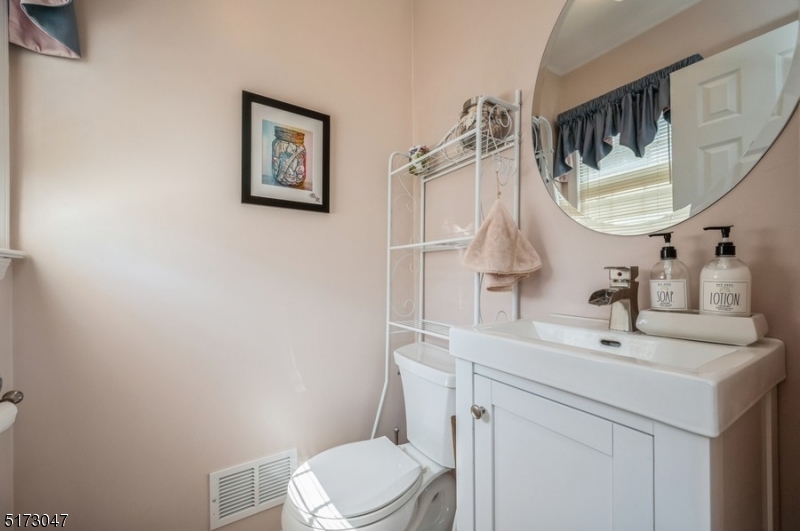 FRANKLIN FARMS - Residential