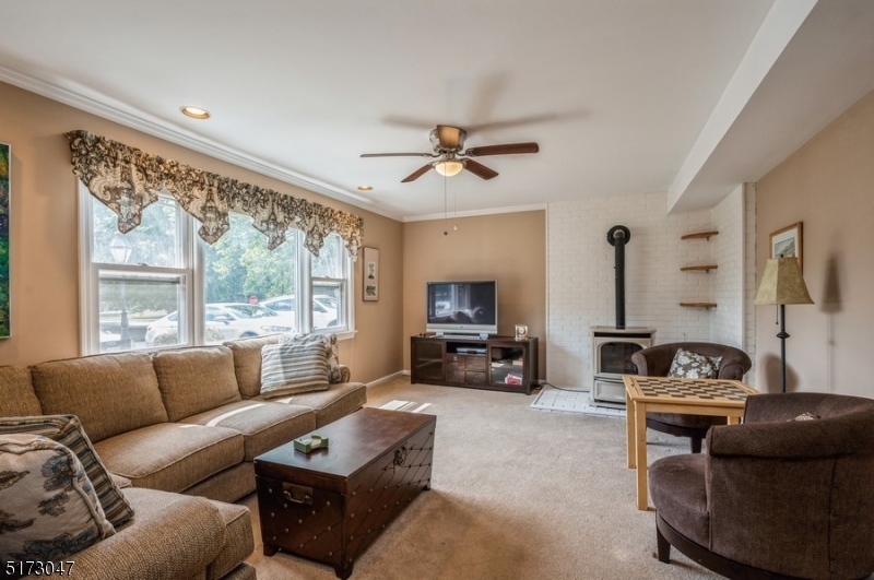 FRANKLIN FARMS - Residential