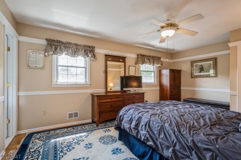 FRANKLIN FARMS - Residential