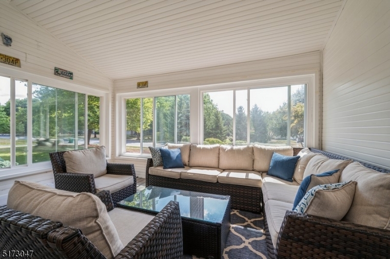 FRANKLIN FARMS - Residential