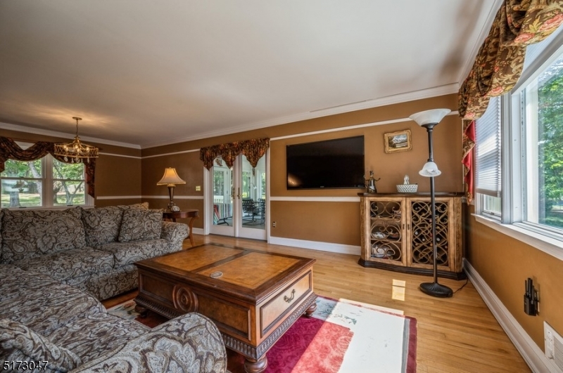 FRANKLIN FARMS - Residential