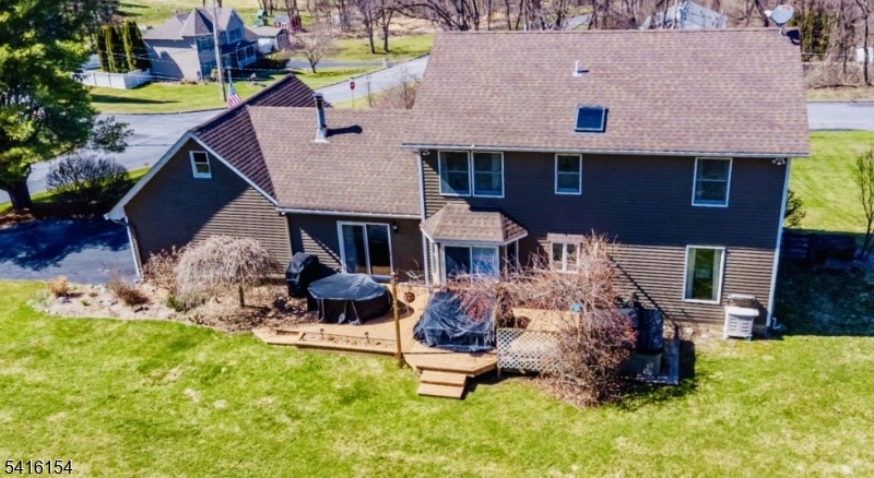 EAGLES NEST - Residential