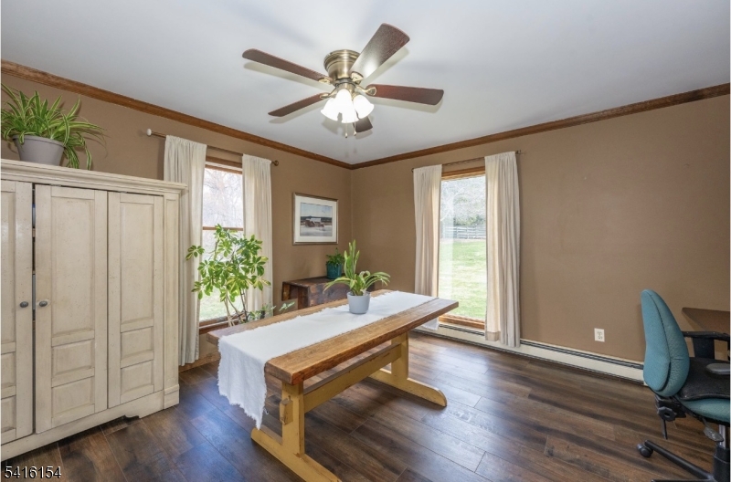 EAGLES NEST - Residential