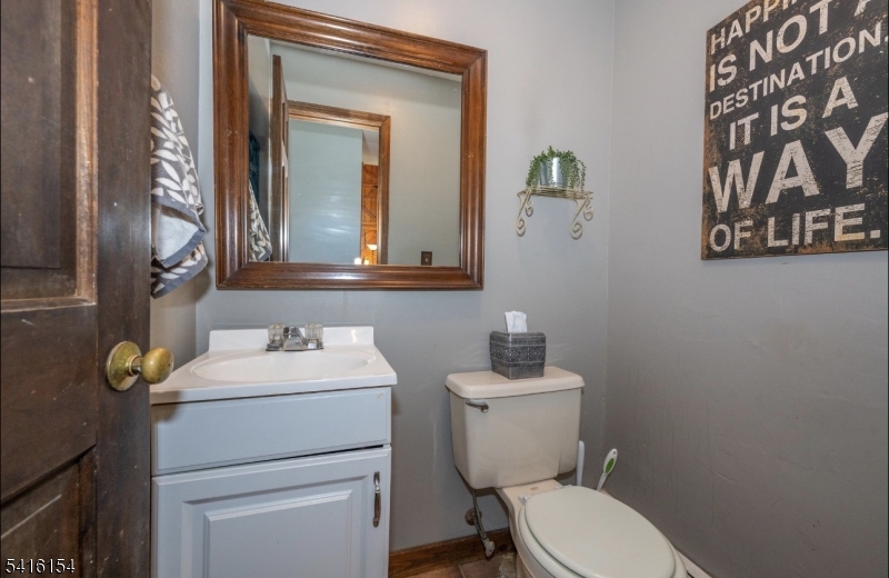 EAGLES NEST - Residential