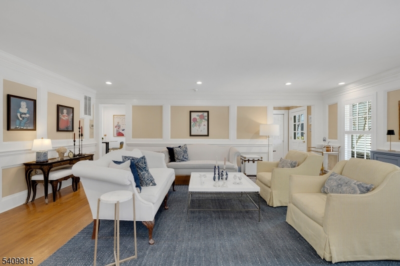 Murray Hill Square - Residential