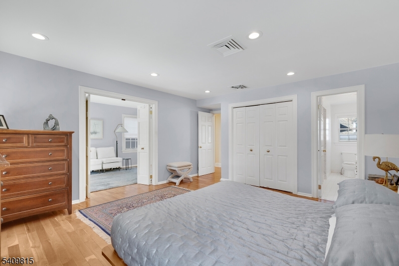 Murray Hill Square - Residential