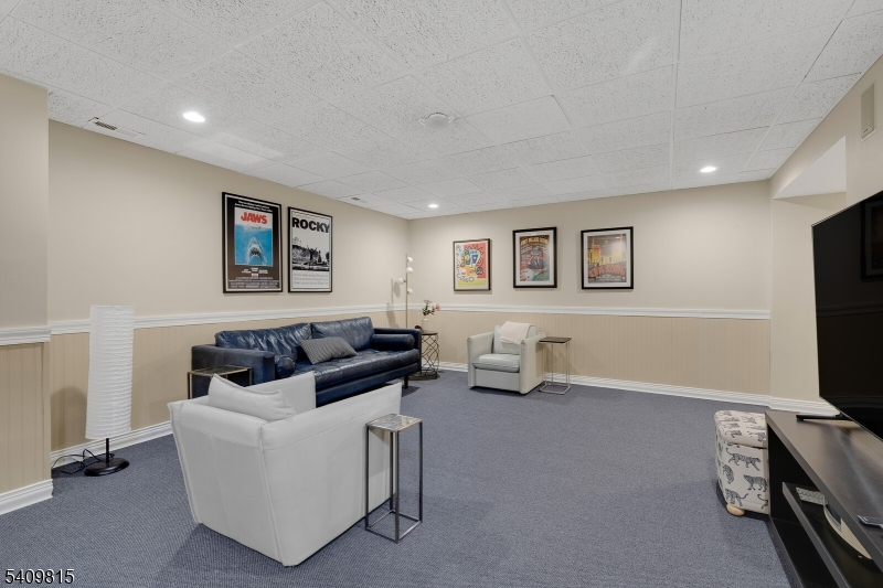 Murray Hill Square - Residential