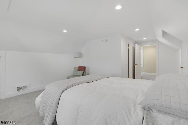 Murray Hill Square - Residential