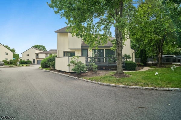 177 LOCUST LN, BASKING RIDGE, NJ 07920 - Image a7be9fa328d65486c42e0302324c805b/8856691