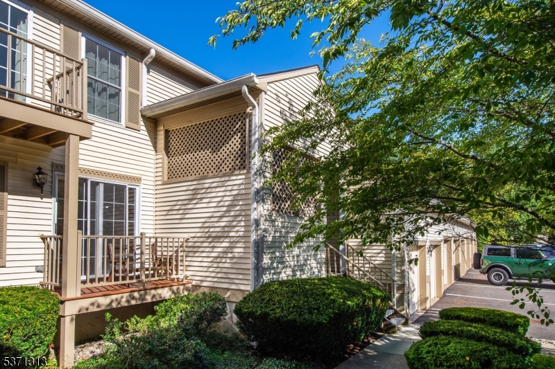 Spring Ridge - Residential