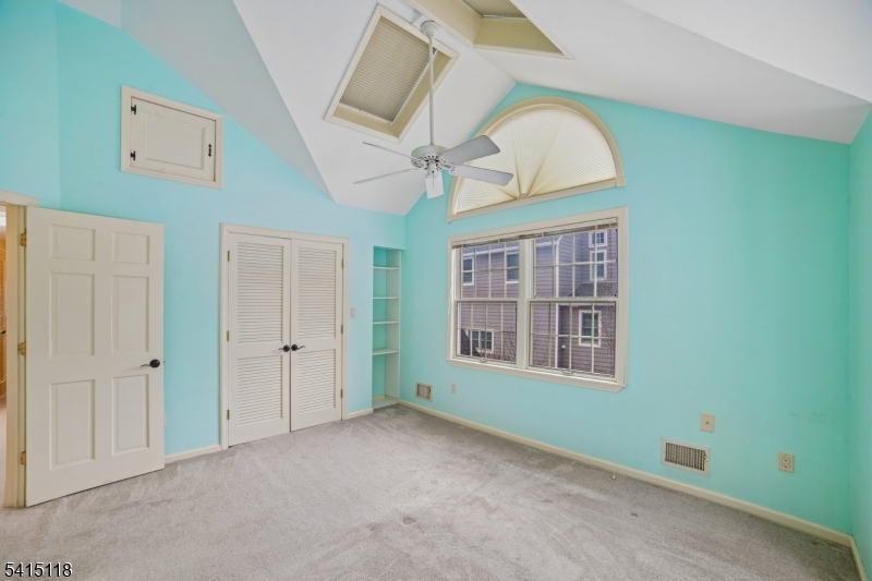 Deerfield - Residential Lease