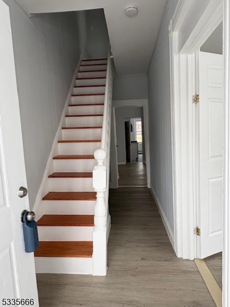 East Orange City, New Jersey 07017, United States, 6 Bedrooms Bedrooms, ,3 BathroomsBathrooms,Residential,Active,10938