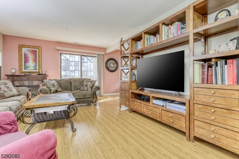 Ridge Gardens - Residential