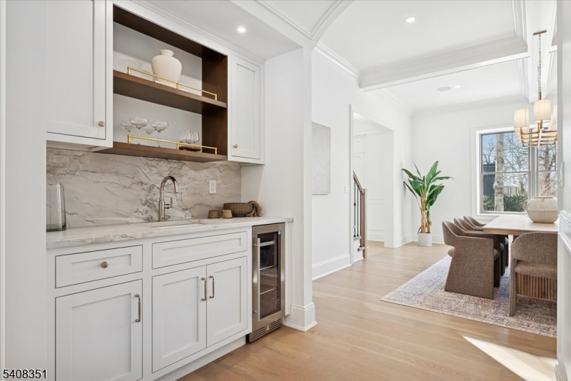 Hill Section - Residential