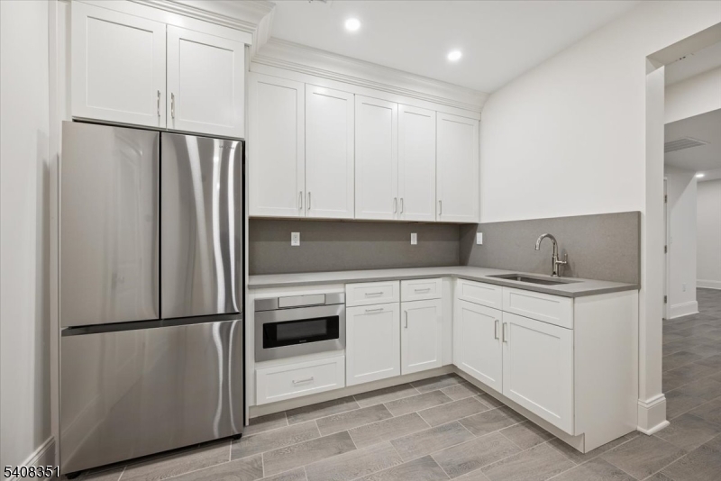 Hill Section - Residential