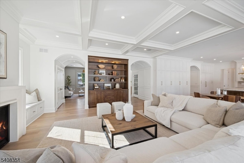 Hill Section - Residential