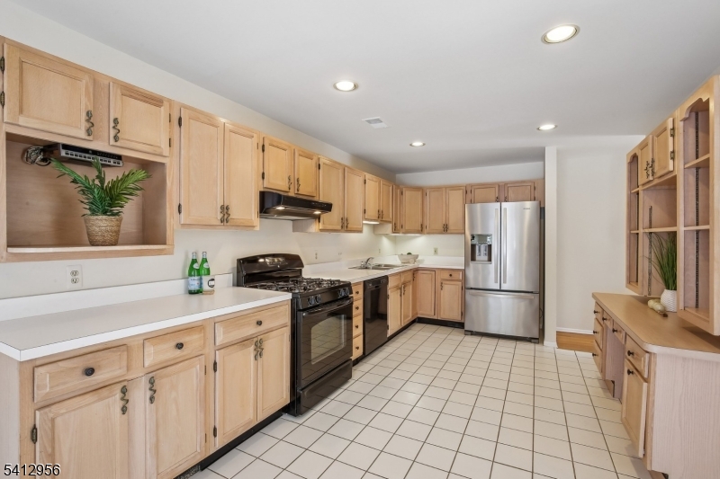 Peachtree Village - Residential