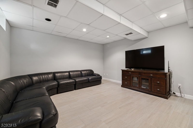 Cherry Valley Country Club - Residential