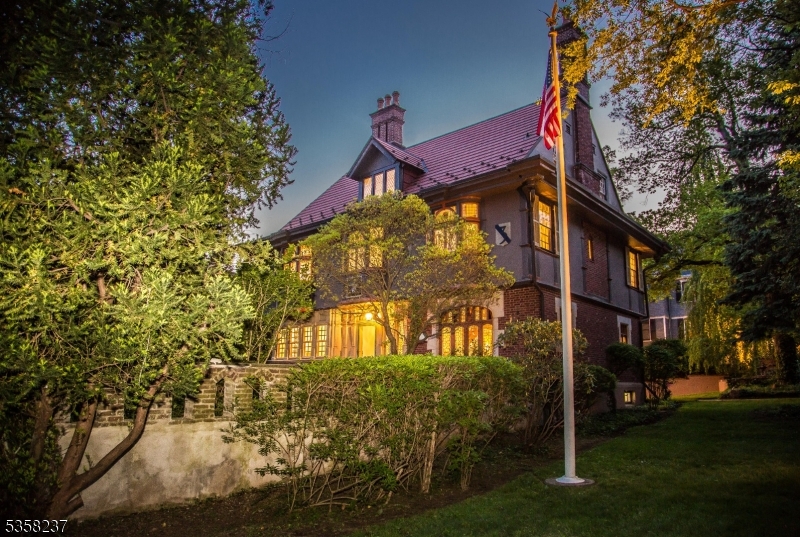 Upper Wyoming - Residential