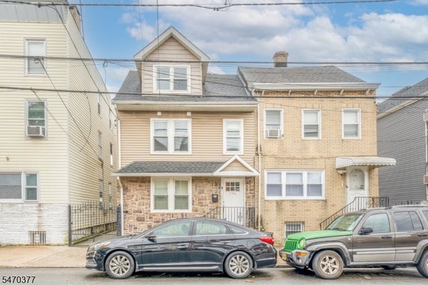 156 NEW YORK AVE, NEWARK, NJ 07105 - Image a83402f7bd336431892491fd0b07f7eb/2100045895