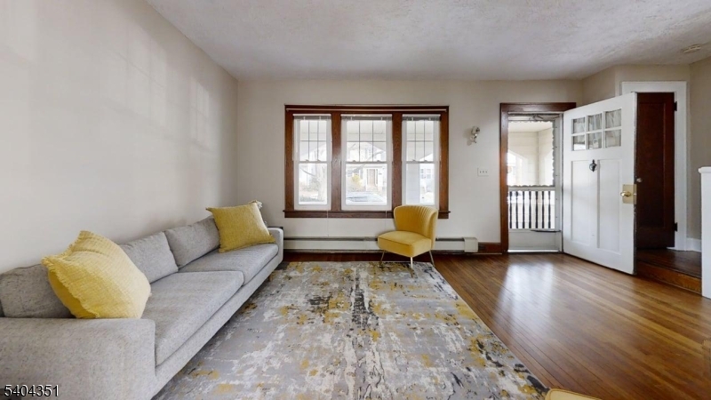 5 Points - Residential