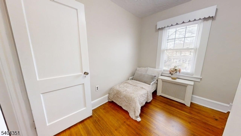 5 Points - Residential