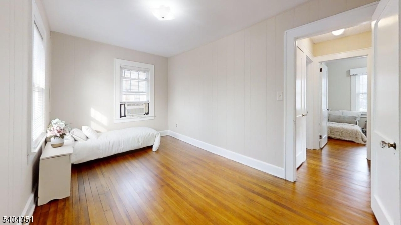 5 Points - Residential