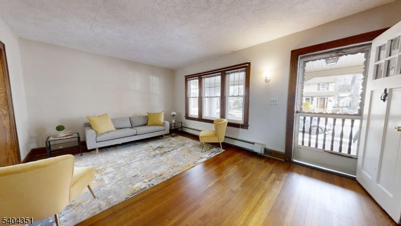 5 Points - Residential