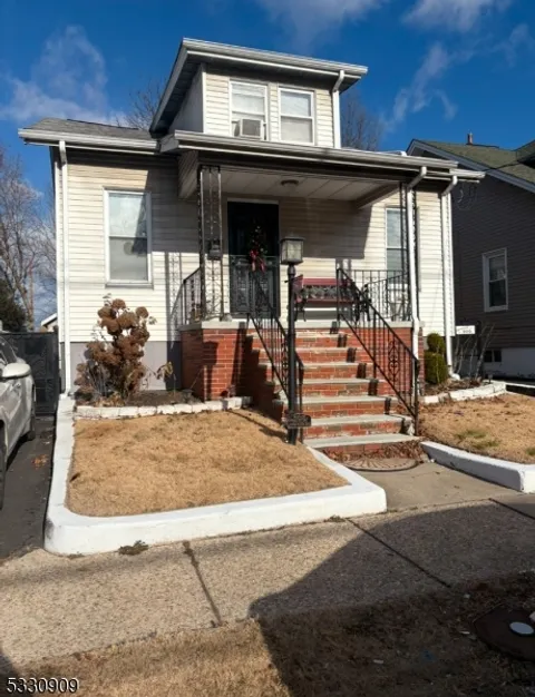 MLS: 3940347
