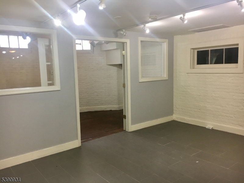 LPCCD - Commercial Lease