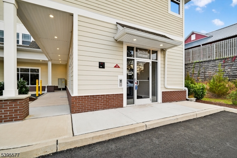 Hillsborough Crossing - Residential Lease