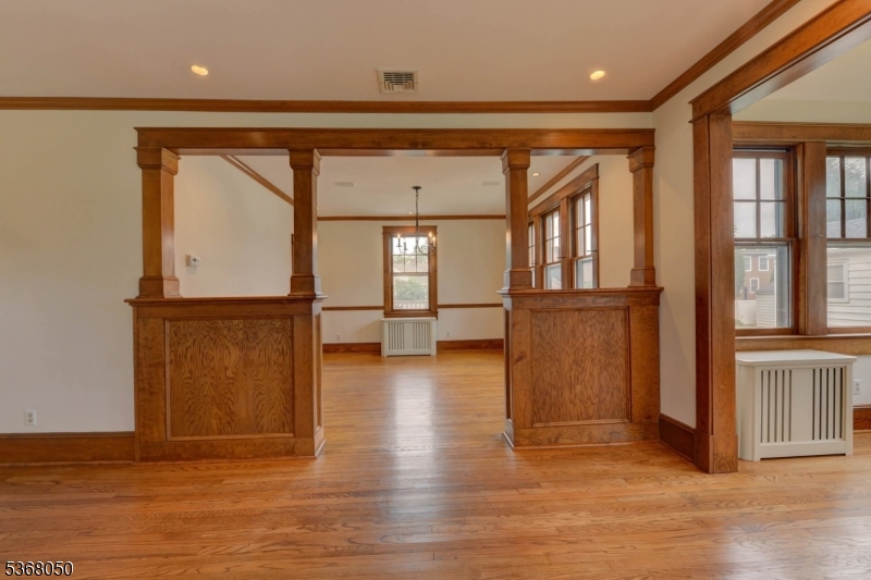 Pequannock Twp., New Jersey 07444, United States, 3 Bedrooms Bedrooms, ,2 BathroomsBathrooms,Residential,Active,160568