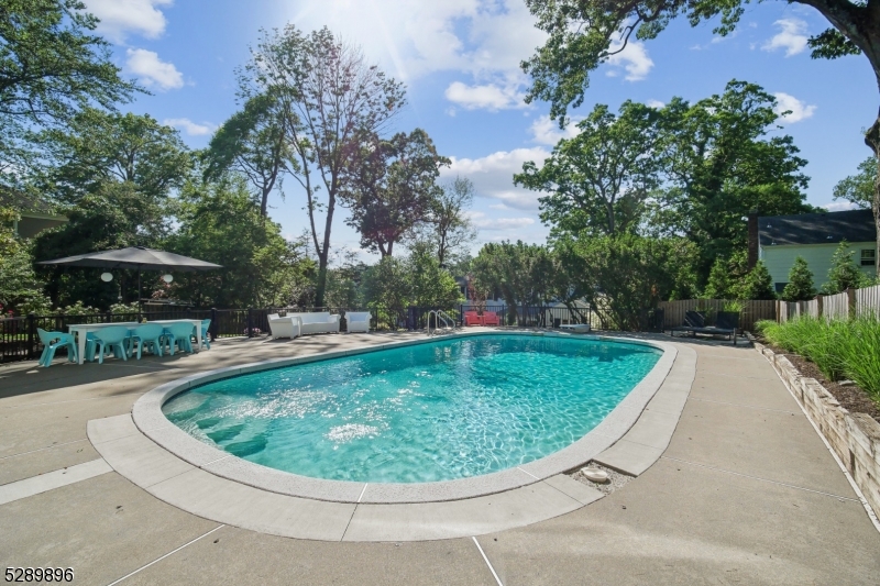 Hartshorn - Residential